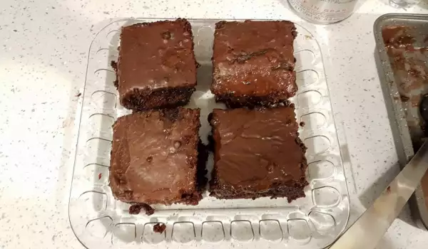 Brownie with Mayonnaise