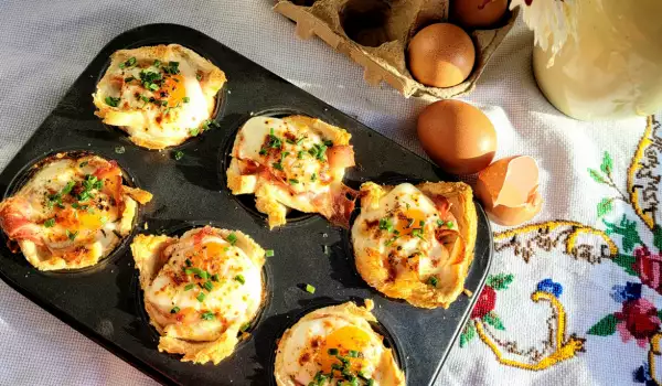 Eggs in Muffin Forms