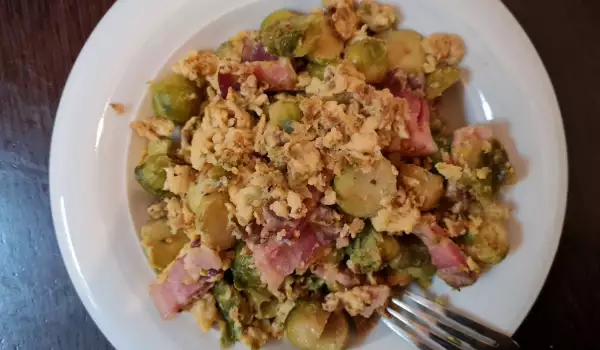 Brussels Sprouts with Eggs and Bacon