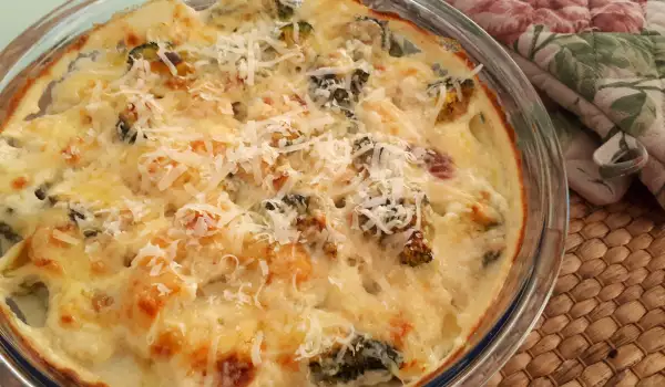 Broccoli and Cauliflower Casserole with Bechamel Topping