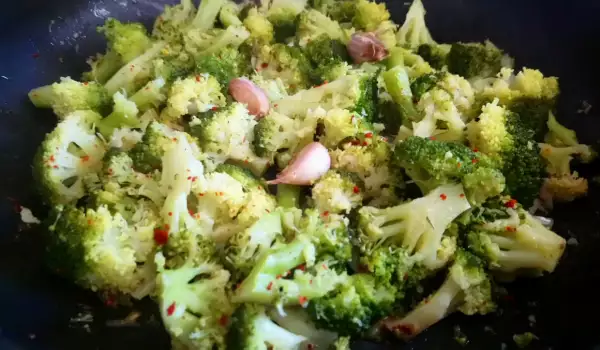Pan-Fried Broccoli with Butter