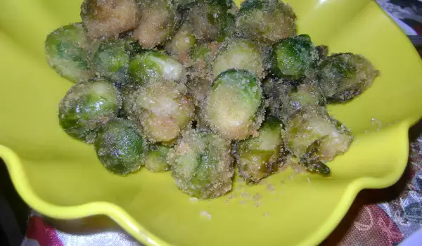Crunchy Brussels Sprouts in Butter