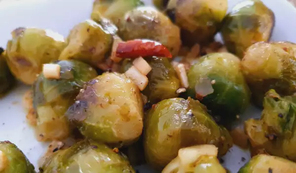 Stewed Brussels Sprouts for Garnish