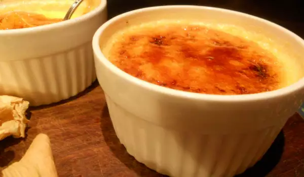 Classic French Cream Brulee