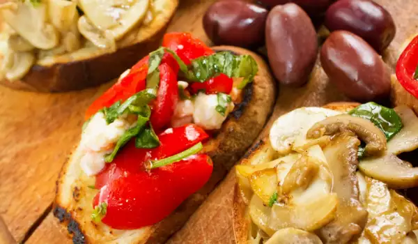 Bruschetta with Mussels and Mushrooms