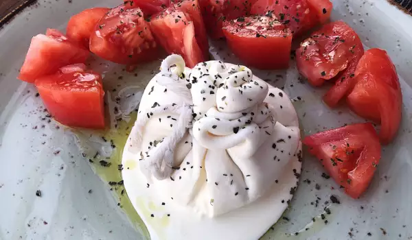 What is Burrata and How is it Used?