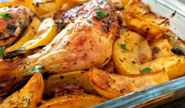 Chicken Legs with Potatoes, Onions and White Wine