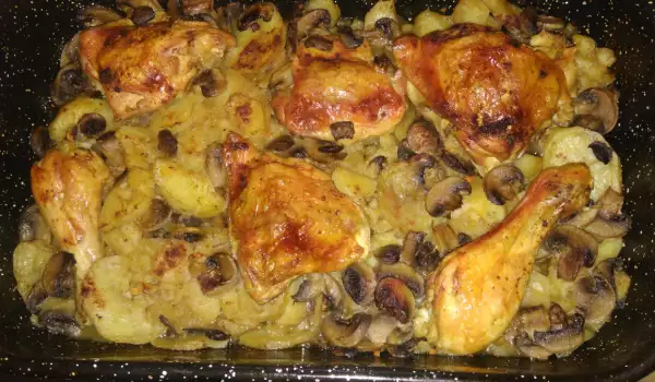 Chicken Legs with Potatoes, Mushrooms and Beer