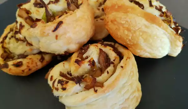 Savory Puff Pastry Snail Rolls