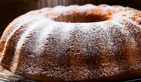 Why Does Sponge Cake Flatten?