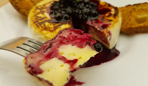 Seared Camembert with Blueberries