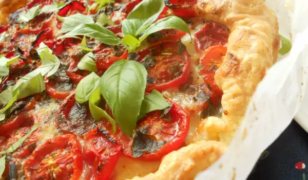 Caprese Pizza with Puff Pastry