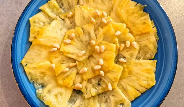 Pineapple Carpaccio with Honey Dressing