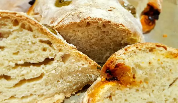 Ciabatta Bread with Olives and Sun-Dried Tomatoes