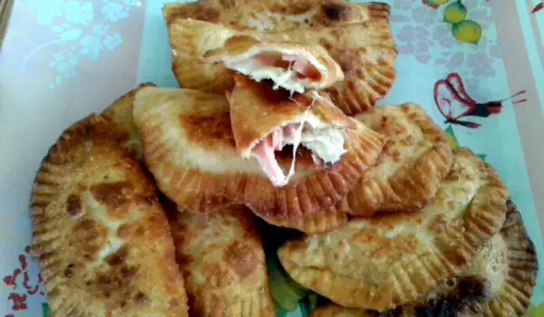 Chebureki with a Rich Filling
