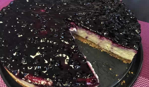 Easy Cheesecake with Blueberry Jam