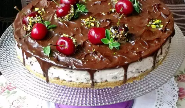 Cherry Cheesecake with a Chocolate Glaze
