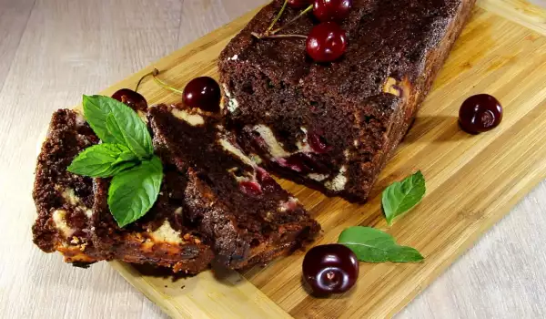 Cake with Cottage Cheese and Cherries