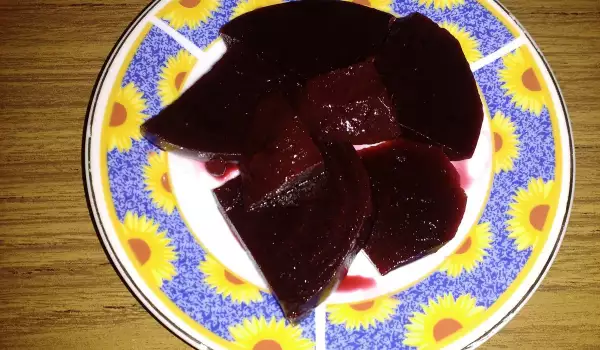 Pickled Beetroot with Horseradish