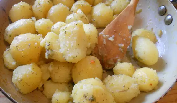 Garlic Potatoes Garnish