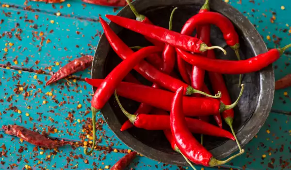 What to Do if Your Hands are Burning from Chili Peppers?