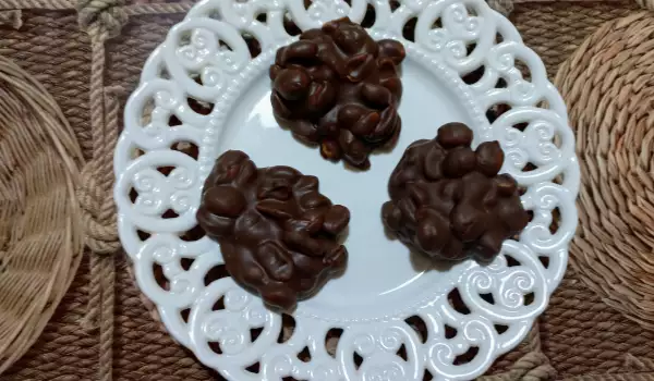 Chocolate Peanut Candies