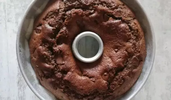 Chocolate Sponge Cake with Gooseberry