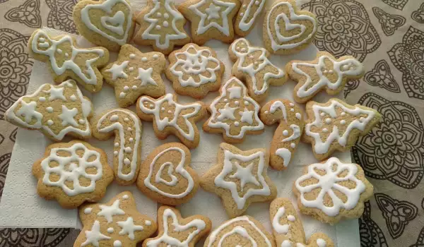 Ginger and Cinnamon Christmas Biscuits