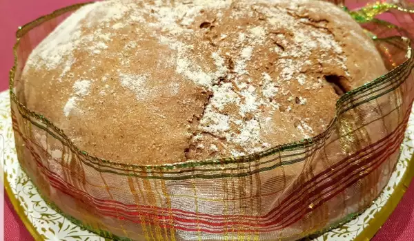 Christmas Bread with Red Wine