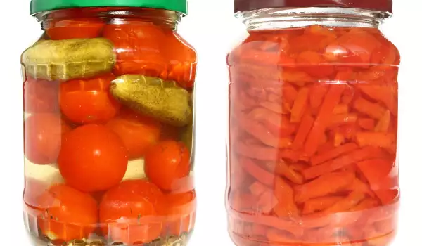 Sterilized Pickled Carrots