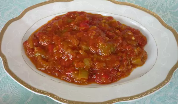 Roasted Peppers in Tomato Sauce
