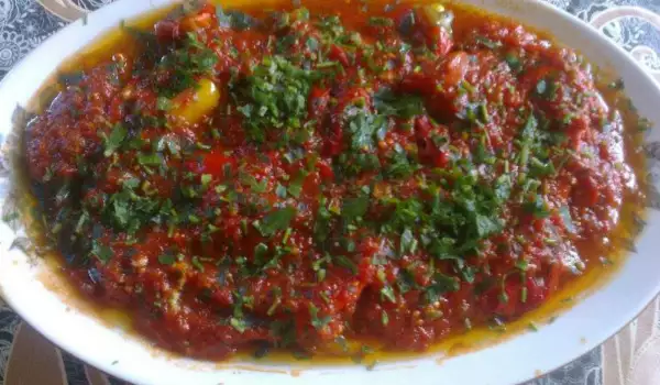 Quick and Easy Peppers in Tomato Sauce