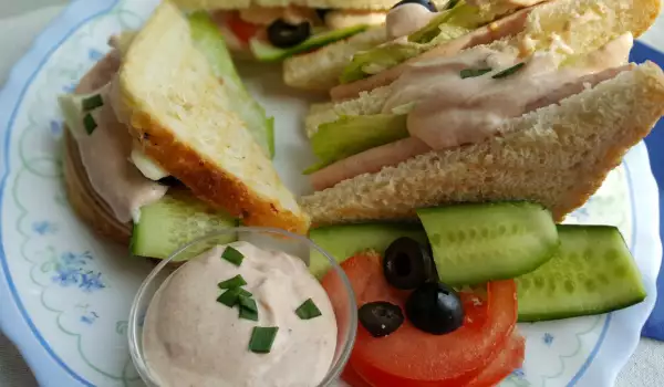 Club Sandwiches with Special Sauce
