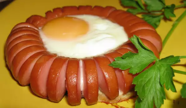 Vienna Sausage and Egg Flower