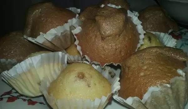 Colored Muffins with Liquid Chocolate