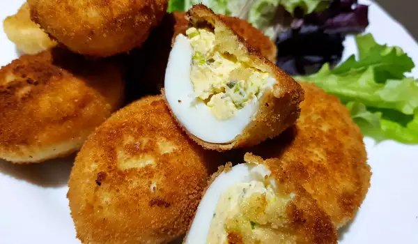 Stuffed Eggs in Crispy Breading
