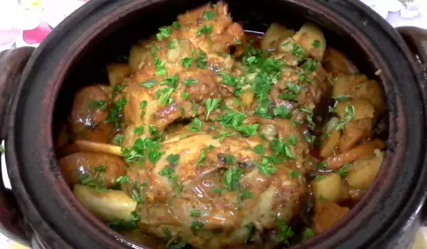 Pork Shank in a Clay Pot with Vegetables
