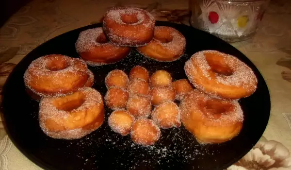 Homemade Yeast Donuts
