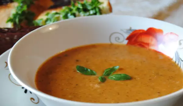 Creamy Tomato Soup with Basil