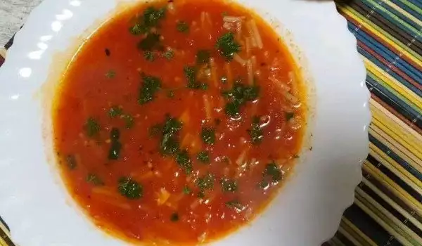 Tomato Soup with Noodles and Basil