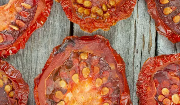How Are Dried Tomatoes Consumed?