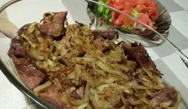 Baked Liver with Onions and Butter