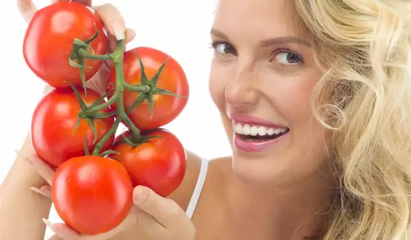 How Many Calories Are in Tomatoes?