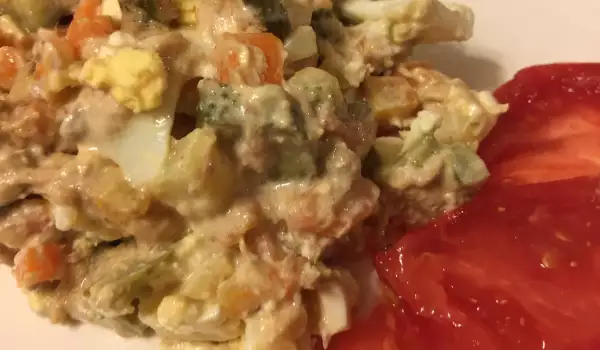 Egg Salad with Tuna and Mayonnaise