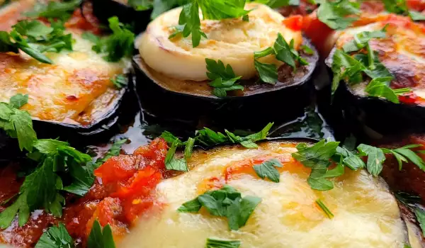 Eggplant with Tomato Sauce and Mozzarella