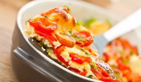 Eggs with Feta Cheese and Peppers
