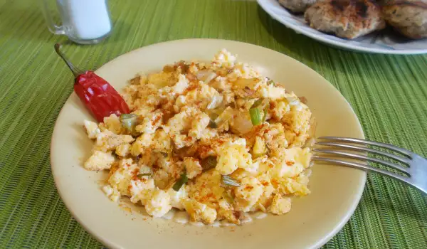 Eggs with Leeks and Feta Cheese