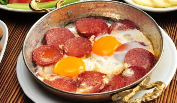 Salami with eggs