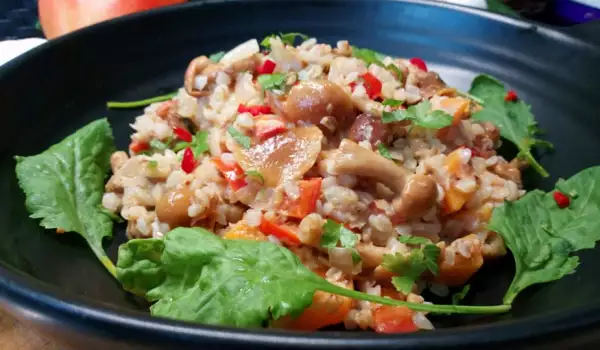 Buckwheat with Mushrooms, Onions and Carrots