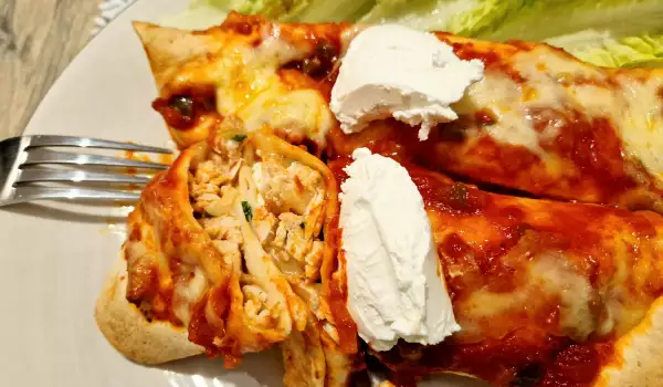 Chicken and Sour Cream Enchiladas